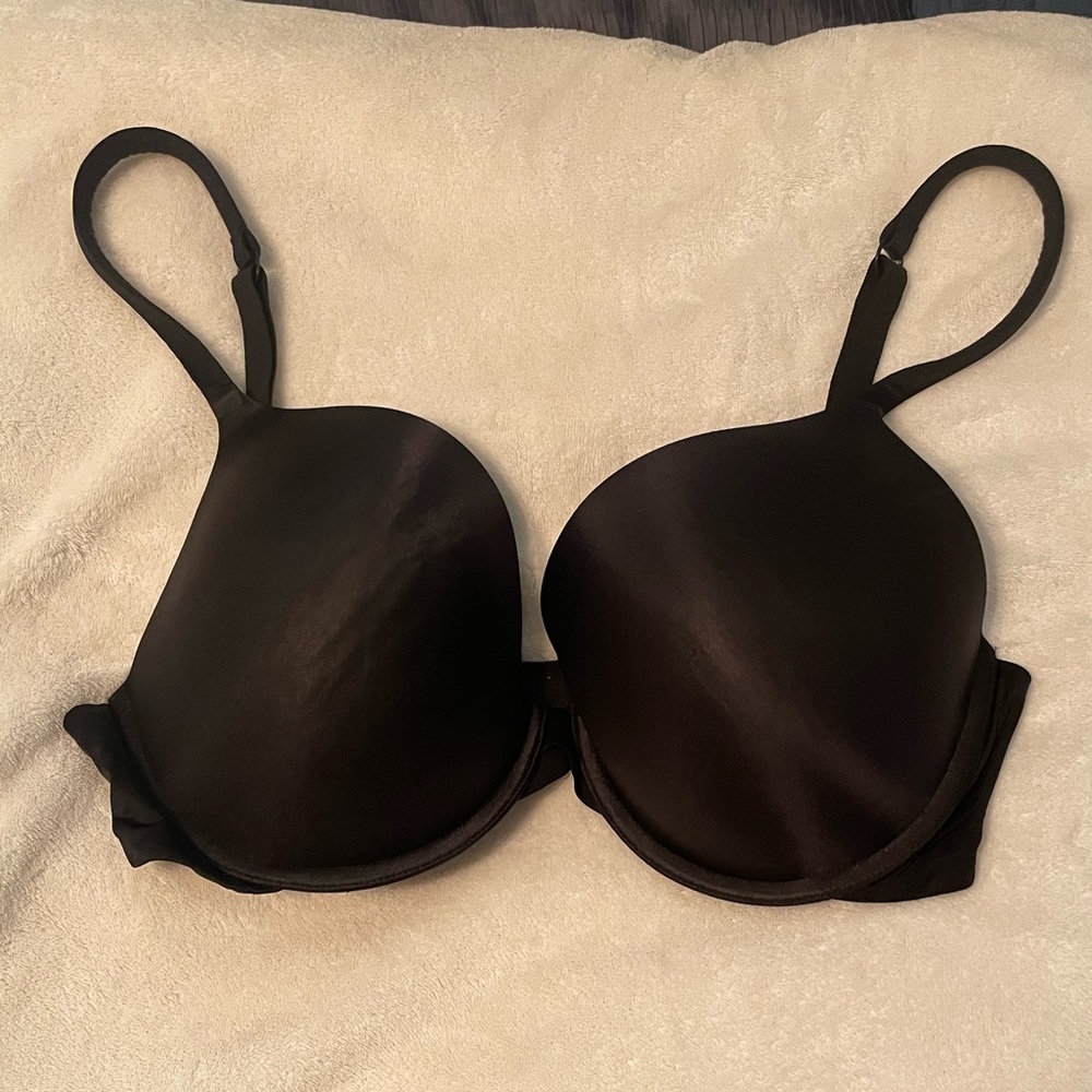 Victoria’s Secret Full Coverage 36DD Black Bra